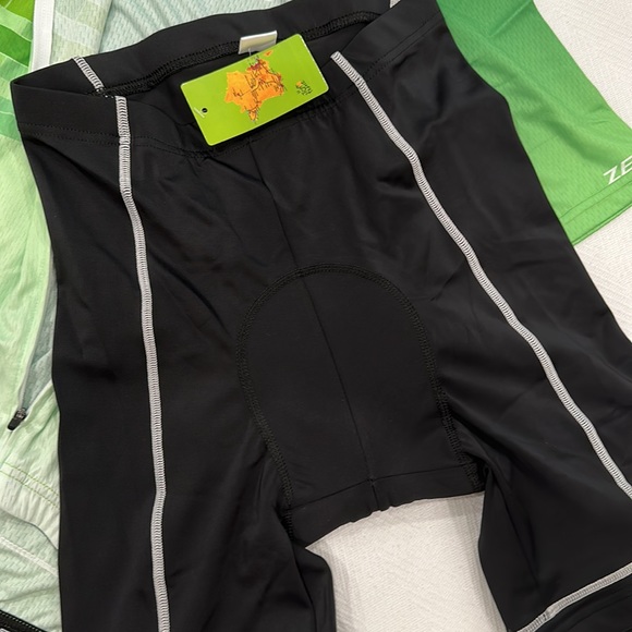 NWT Biking 🚴♀️ Outfit Zero Bike Size Small - Picture 7 of 10